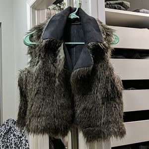 Like New - Faux Fur Vest